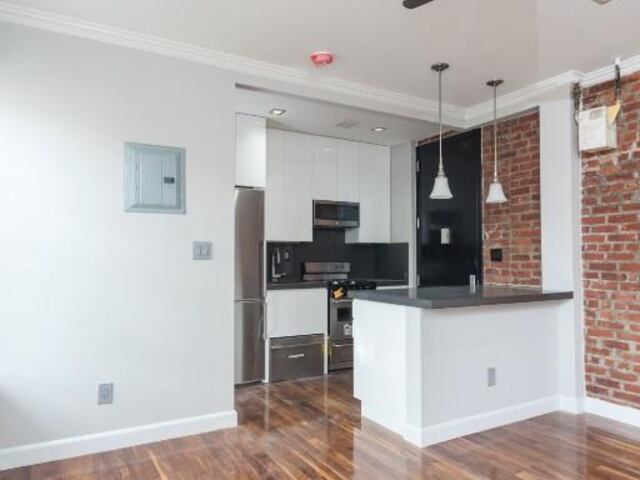 3-Bedroom at 2100 Second Avenue