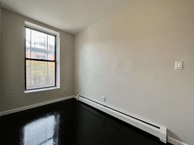 2-Bedroom at 386 Manhattan Avenue